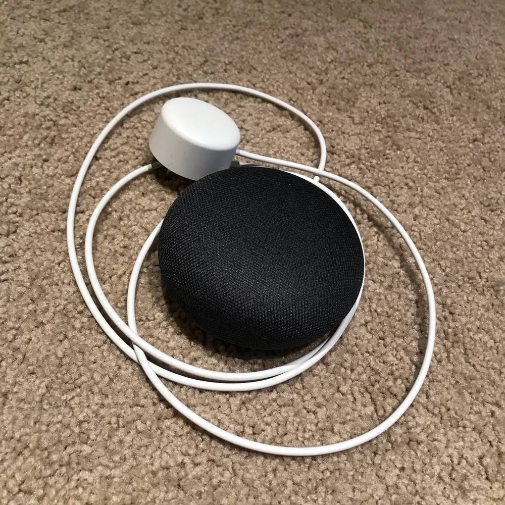 GOOGLE HOME MINI